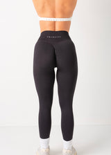 ULTIMATE SEAMLESS SCRUNCH LEGGINGS 3.0 - BLACK