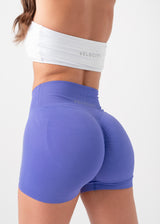 ULTIMATE SEAMLESS SCRUNCH SHORTS 3.0 - IRIS