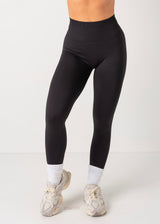 ULTIMATE SEAMLESS SCRUNCH LEGGINGS 2.0 - BLACK