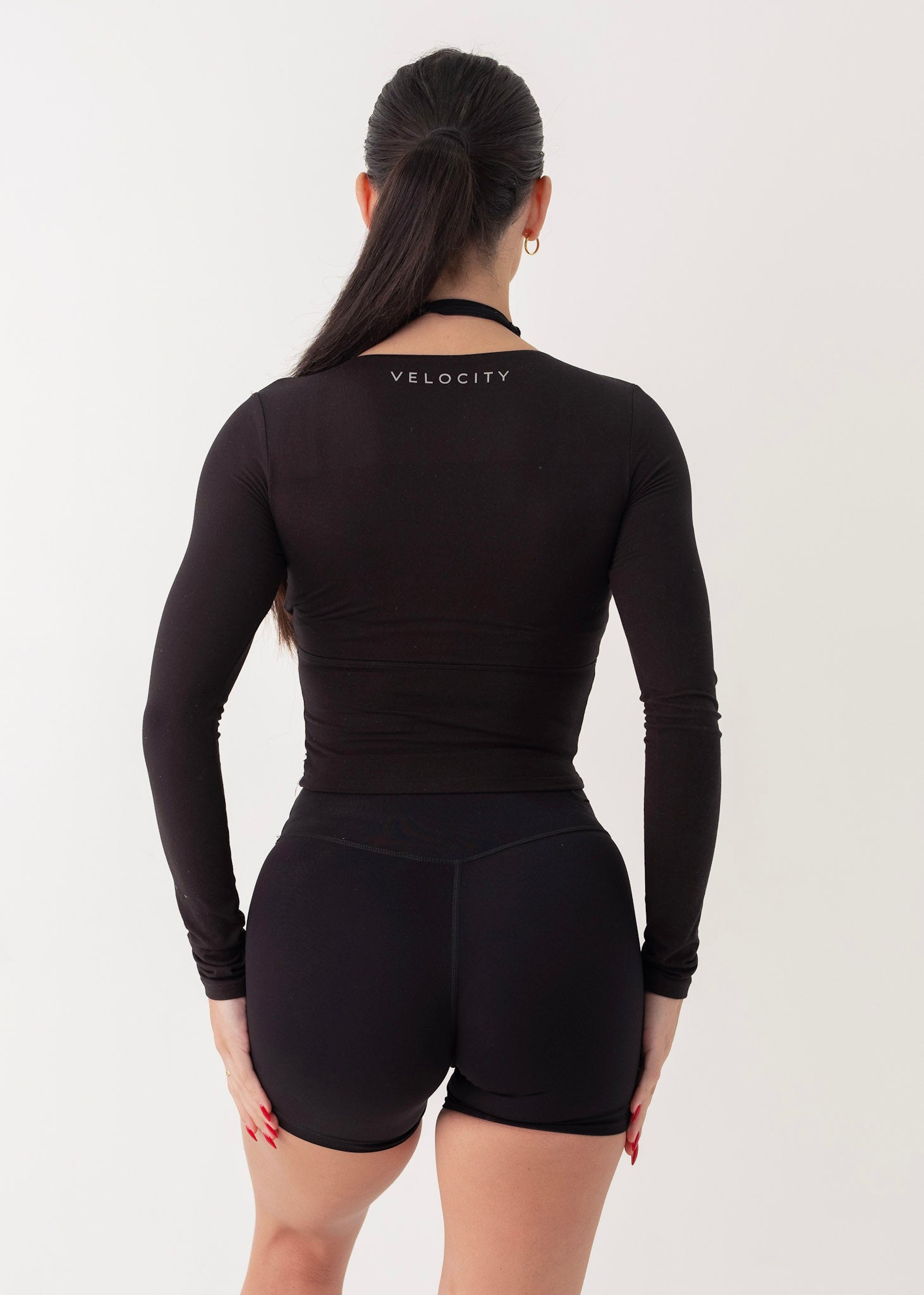 PLUNGE LONG SLEEVE - BLACK