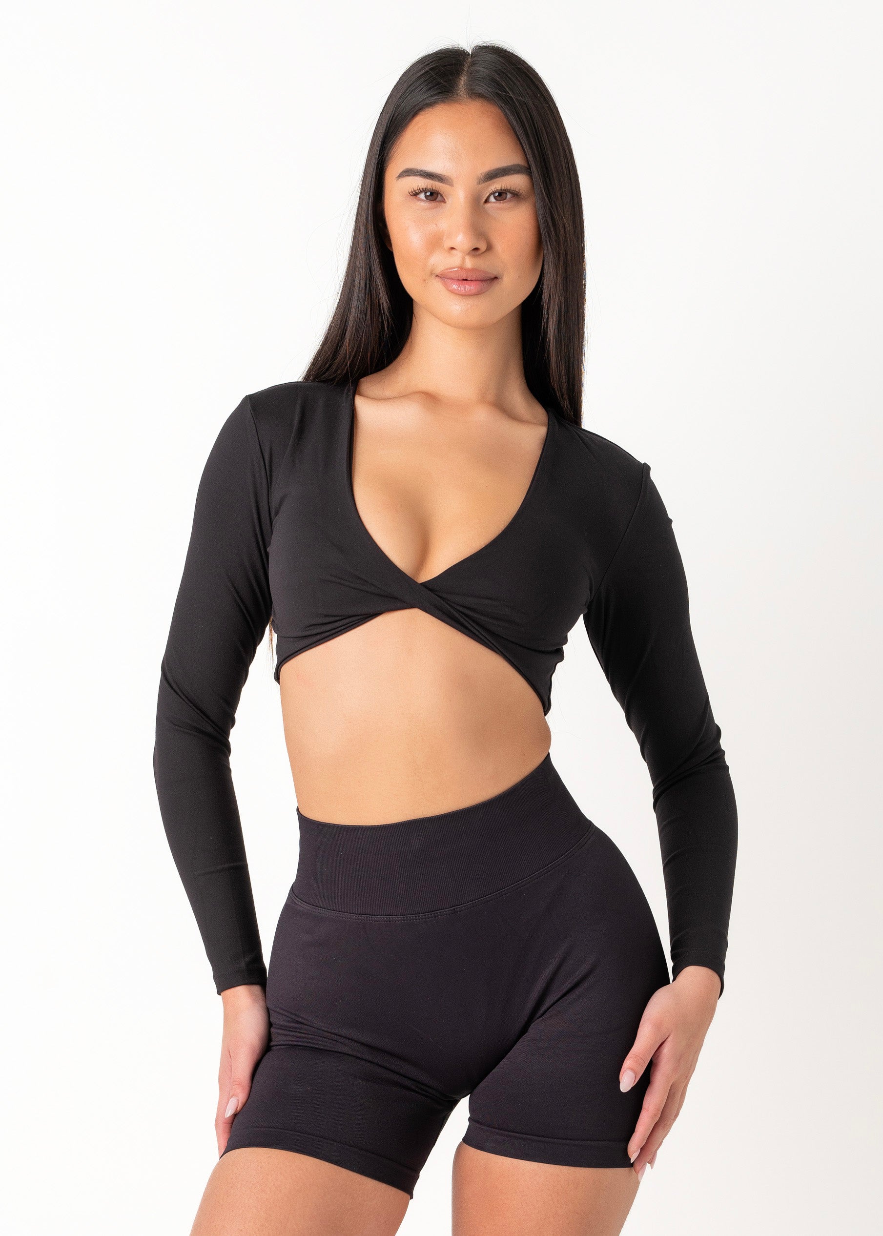 LONG SLEEVE TWIST CROP - BLACK