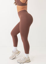 SIGNATURE SCRUNCH LEGGINGS - CHOCOLATE