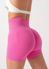 ULTIMATE SEAMLESS SCRUNCH SHORTS 2.0 - CANDY