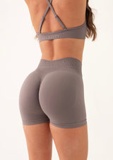 SIGNATURE SCRUNCH SHORTS - GREY