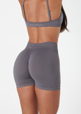 SIGNATURE SCRUNCH SHORTS - GREY