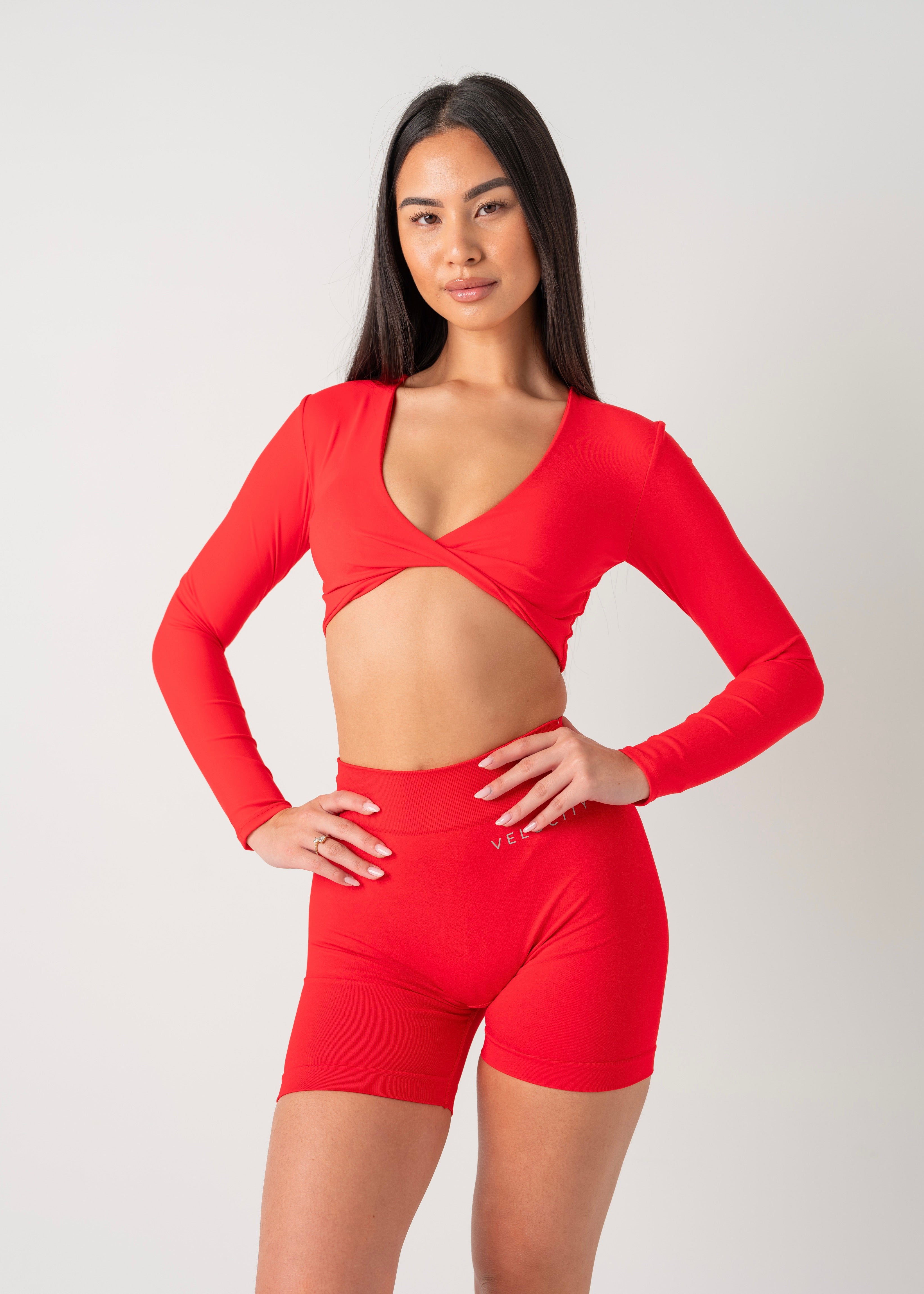 LONG SLEEVE TWIST CROP - RED