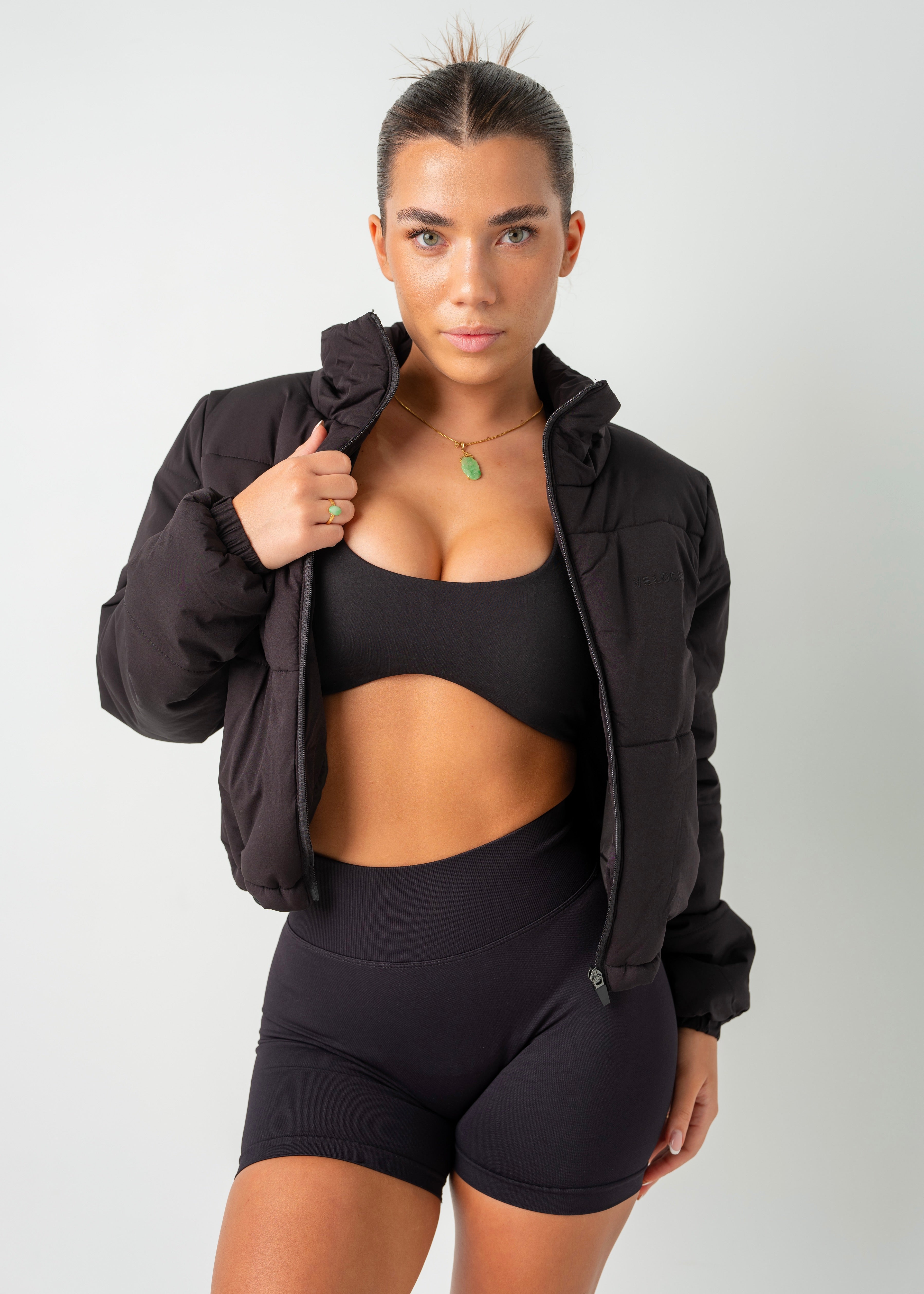 CROPPED PUFFER - BLACK