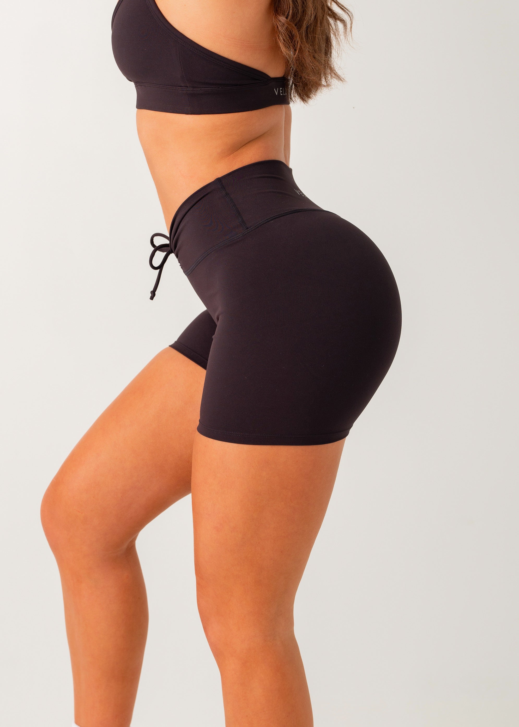 POISE TIE SHORTS - BLACK