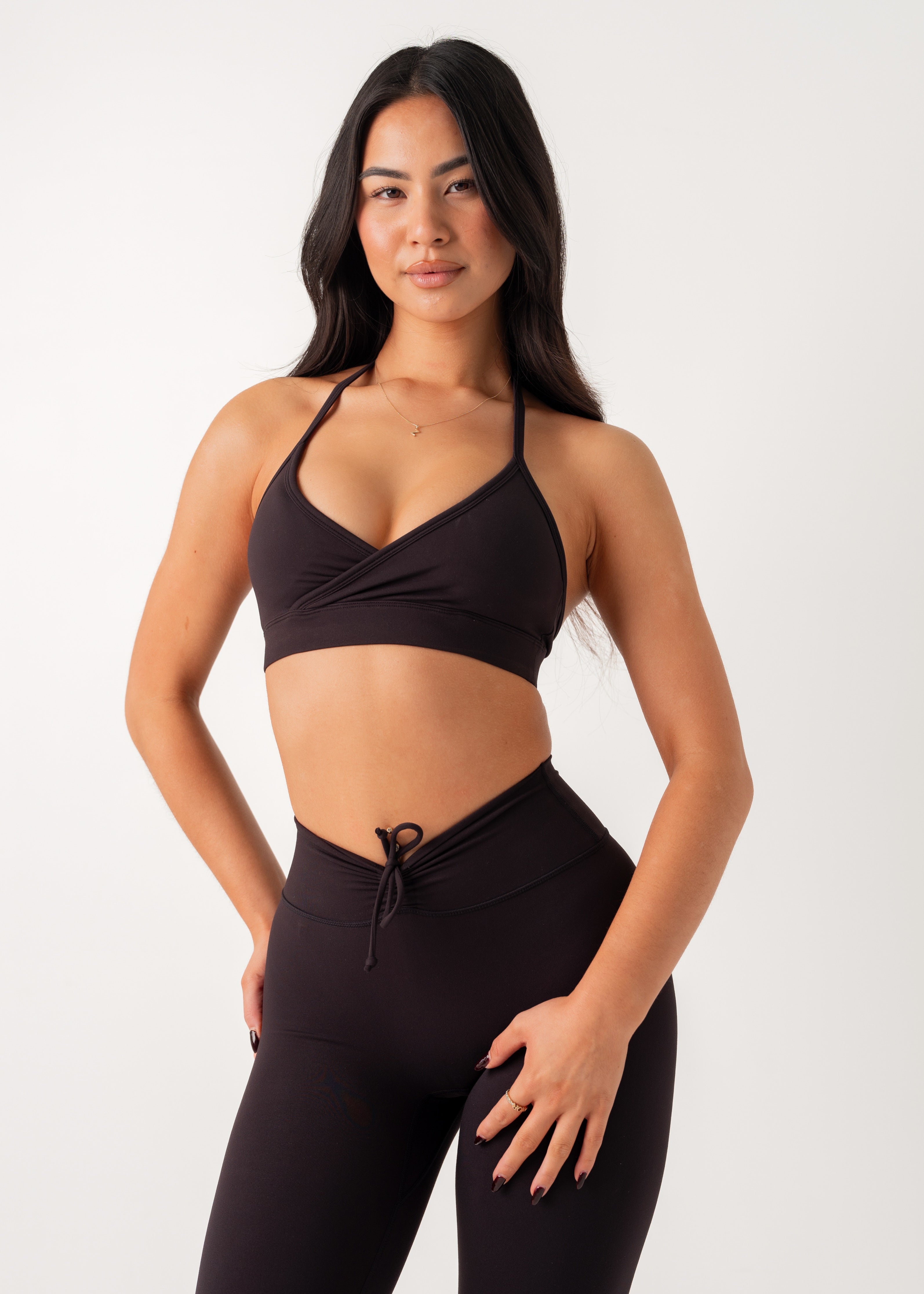 POISE HALTER BRA - BLACK